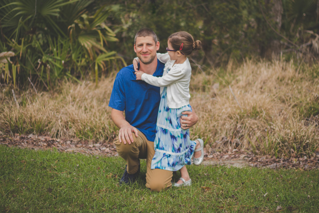 photo of a father and daughter charleston sc family photographer
